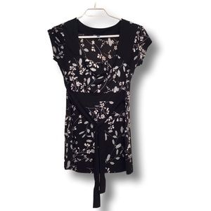 Thyme Maternity Short Sleeve Top/Blouse (XS)